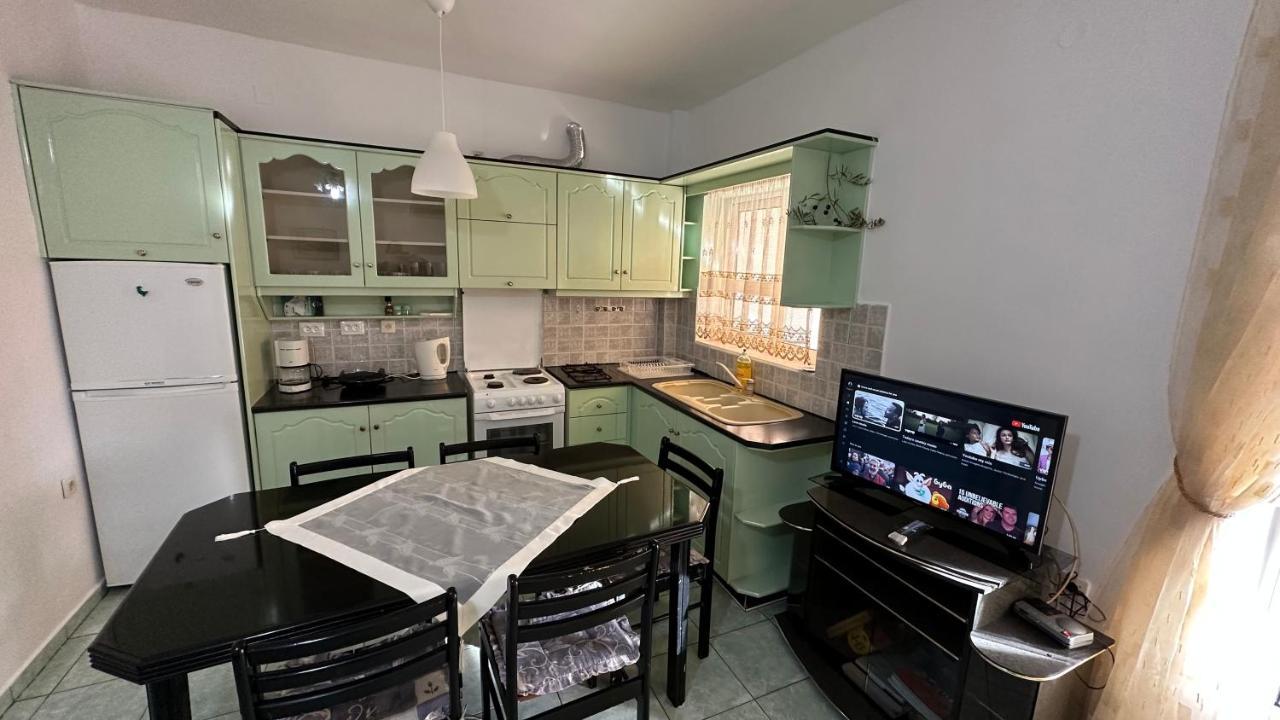 Comfort 2 Apartment ساراندا المظهر الخارجي الصورة