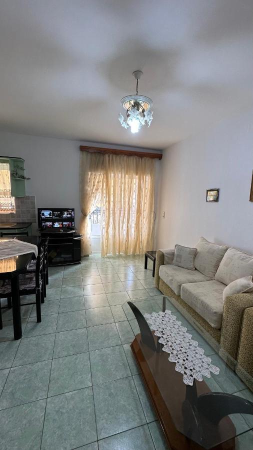 Comfort 2 Apartment ساراندا المظهر الخارجي الصورة